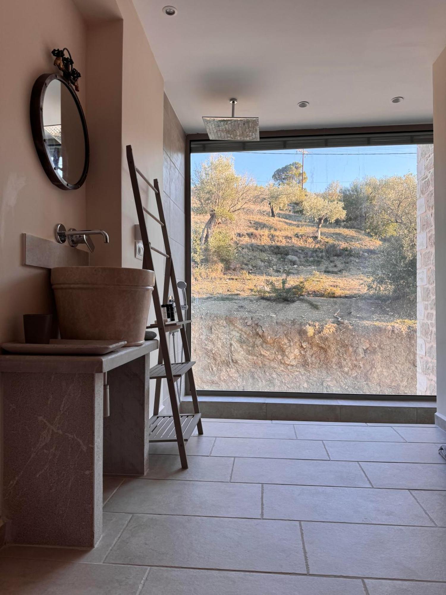 Topos Luxury Stay Heraion ลูตรากี ภายนอก รูปภาพ